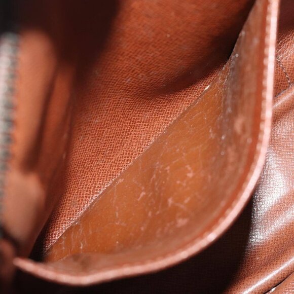 LOUIS VUITTON Monogram Compiegne 28 Clutch Bag - Picture 10 of 16